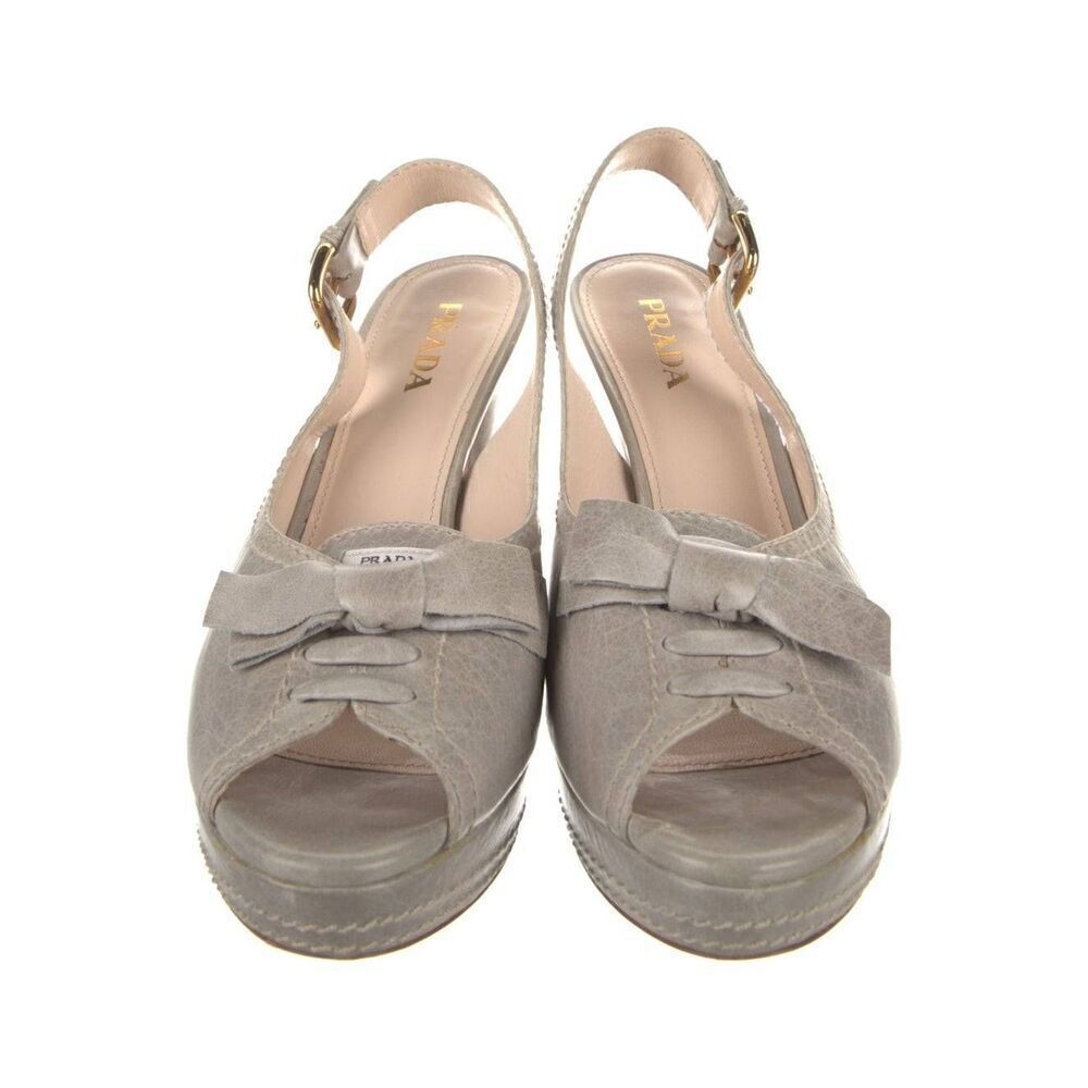 Prada Leather Bow Accents Slingback Pumps - Picture 3 of 7